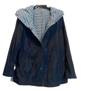 Reversible black and houndstooth coat size xl
